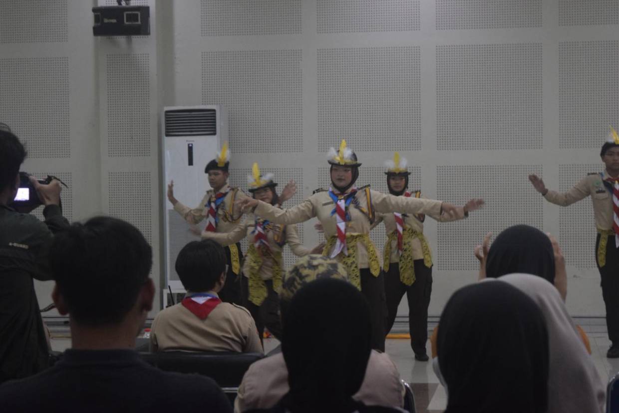 Dinus Rover Scout Competition IX